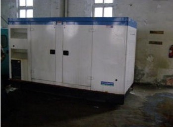 南平康明斯150kw大型柴油二手发电机组 南平康明斯150kw大型柴油二手发电机组